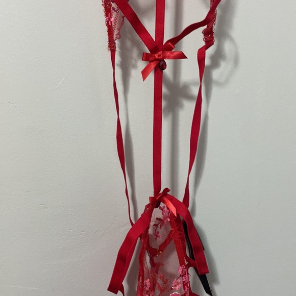 NWOT! Limited Edition Victoria Secret Red Sexy Lace Lingerie - Picture 3 of 6
